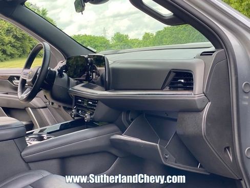 Used 2025 Chevrolet Tahoe LT AWD/4WD image 18