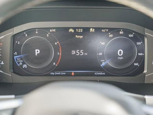 Used 2023 Volkswagen Atlas Cross Sport SE w/ Panoramic Sunroof Package image 33