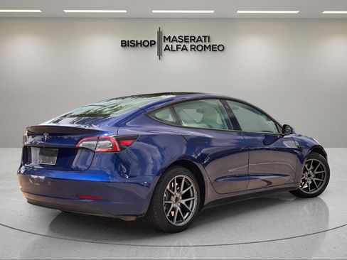 Used 2023 Tesla Model 3 Standard Range RWD image 6