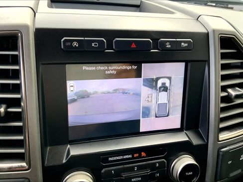 Used 2019 Ford F150 Raptor w/ Equipment Group 802A Luxury AWD/4WD image 24
