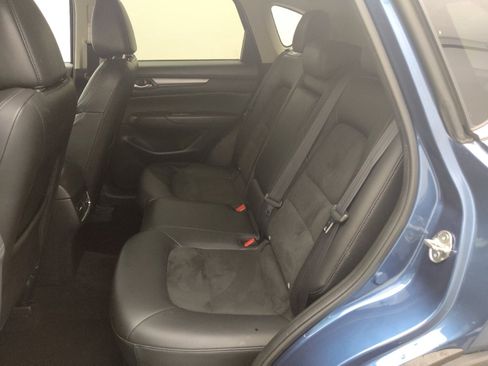 Used 2019 MAZDA CX-5 Touring image 18