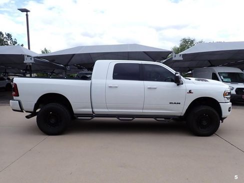 Used 2023 RAM 2500 Laramie AWD/4WD image 11