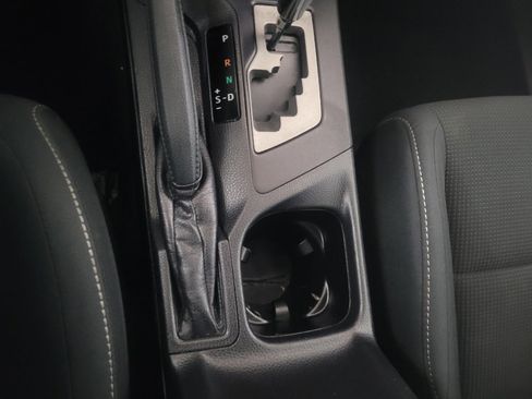 Used 2018 Toyota RAV4 XLE w/ Plus Extra Value Package FWD image 26
