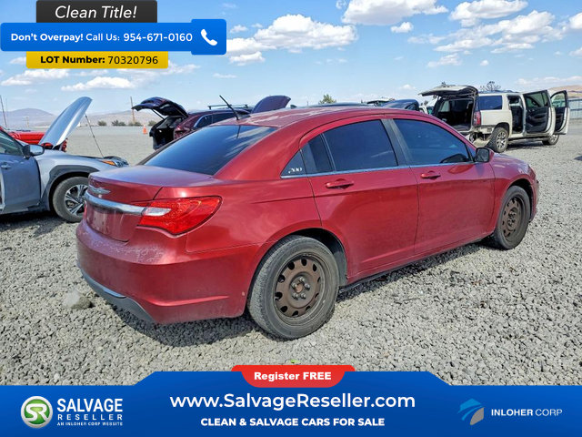 Used 2014 Chrysler 200 LX FWD image 4