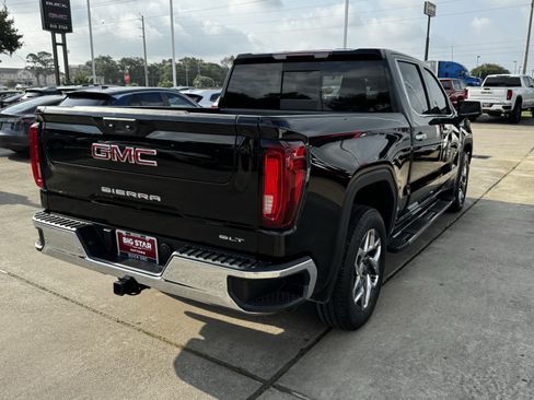 Used 2025 GMC Sierra 1500 SLT RWD image 8