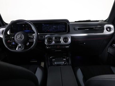 Used 2025 Mercedes-Benz G 63 AMG 4MATIC image 43