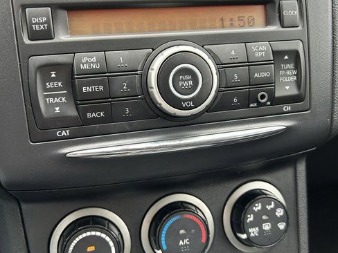 Used 2011 Nissan Rogue S FWD image 8
