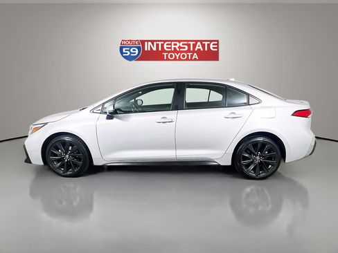Certified 2023 Toyota Corolla SE w/ Carpet Mat Package (TMS) FWD image 4