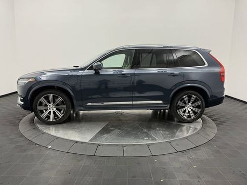 Certified 2024 Volvo XC90 T8 Plus w/ Protection Package Premier image 4