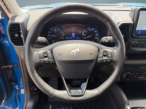 Used 2022 Ford Bronco Sport Outer Banks w/ Tech Package AWD/4WD image 11