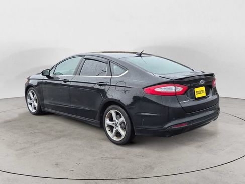Used 2016 Ford Fusion SE FWD image 7
