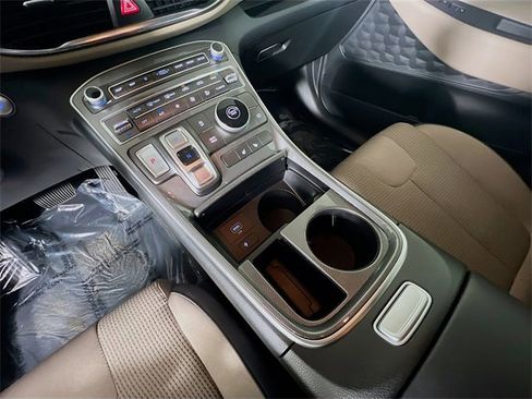 Used 2023 Hyundai Santa Fe SEL w/ Winter Weather Package image 24