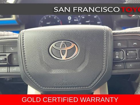 Certified 2025 Toyota Tacoma TRD Off-Road AWD/4WD image 31