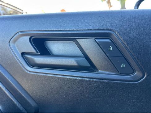 Used 2023 Chevrolet Colorado W/T image 32