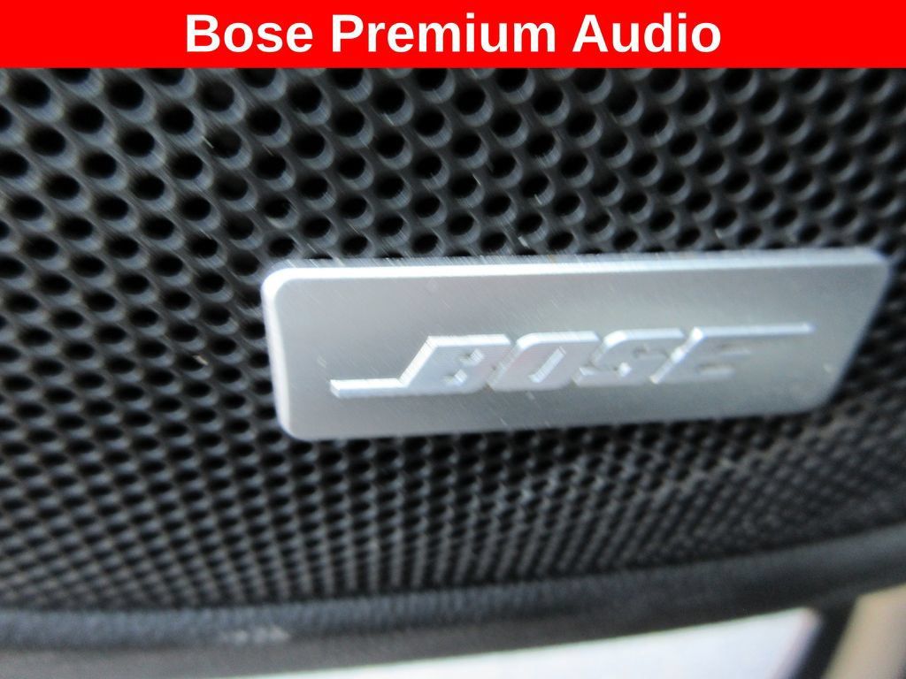 Certified 2022 GMC Acadia SLT w/ Preferred Package FWD image 21