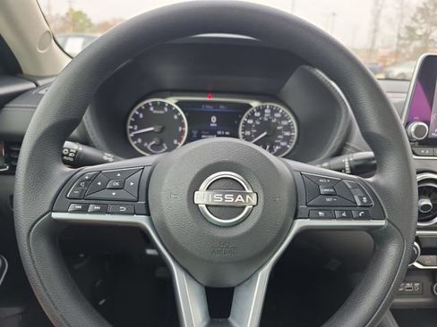 Used 2024 Nissan Sentra SV image 18