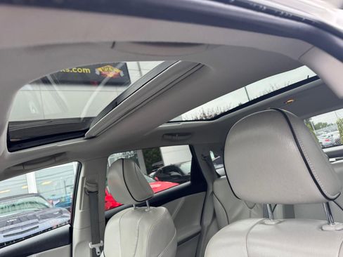 Used 2013 Toyota Venza Limited w/ Tow Prep Pkg AWD/4WD image 15