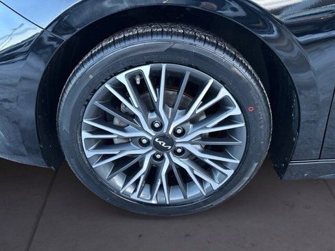 Certified 2023 Kia Forte GT-Line image 9