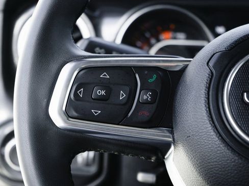 Used 2023 Jeep Wrangler Sahara image 22