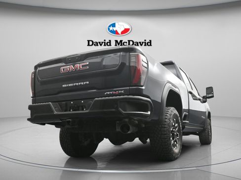Used 2025 GMC Sierra 2500 AT4X image 20