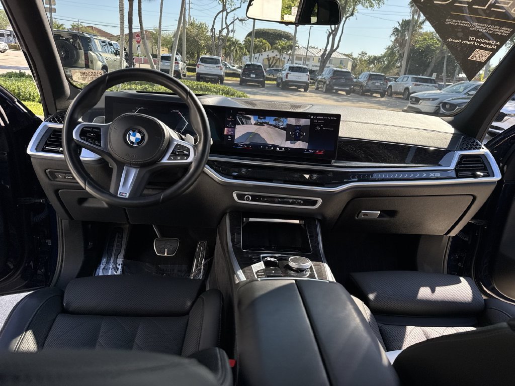 Used 2024 BMW X5 xDrive40i w/ M Sport Package AWD/4WD image 36