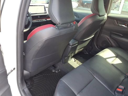 Used 2023 Toyota Prius Prime Premium FWD image 12