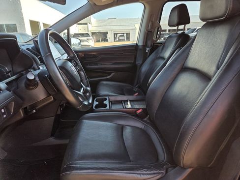 Used 2022 Honda Odyssey Touring image 17