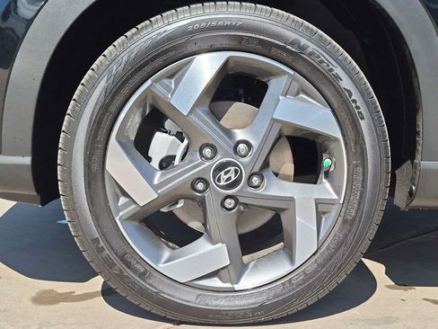 New 2026 Hyundai Venue SEL FWD image 13