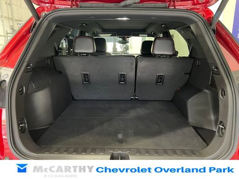 Used 2023 Chevrolet Equinox RS AWD/4WD image 28