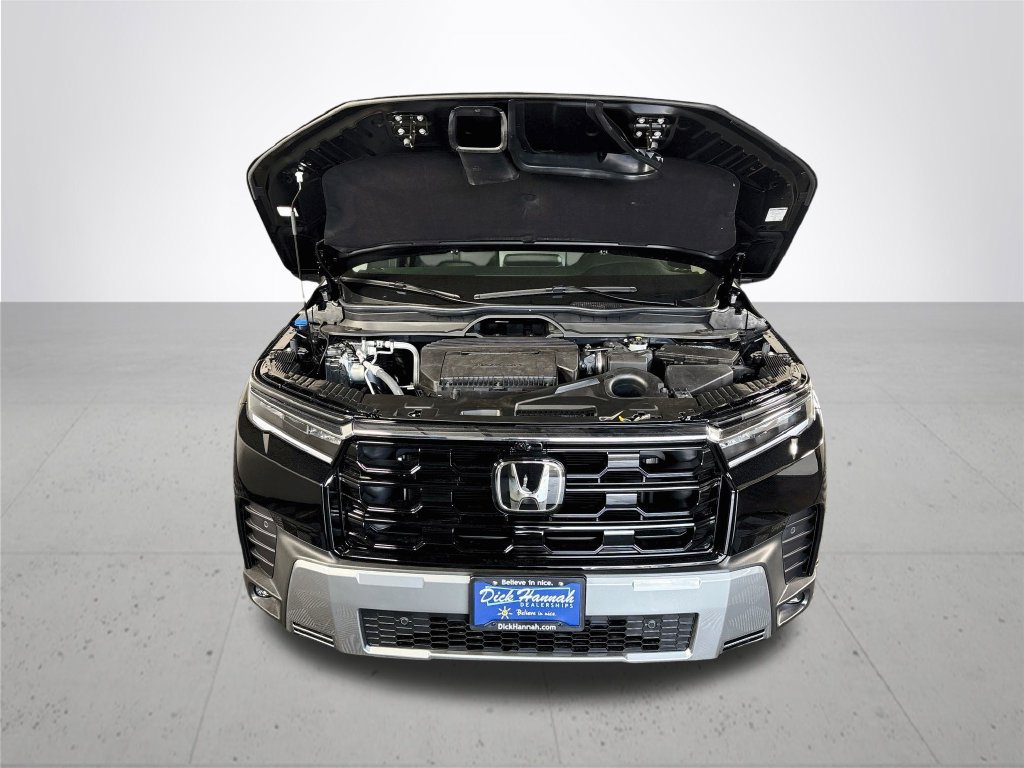 New 2026 Honda Pilot Touring image 23