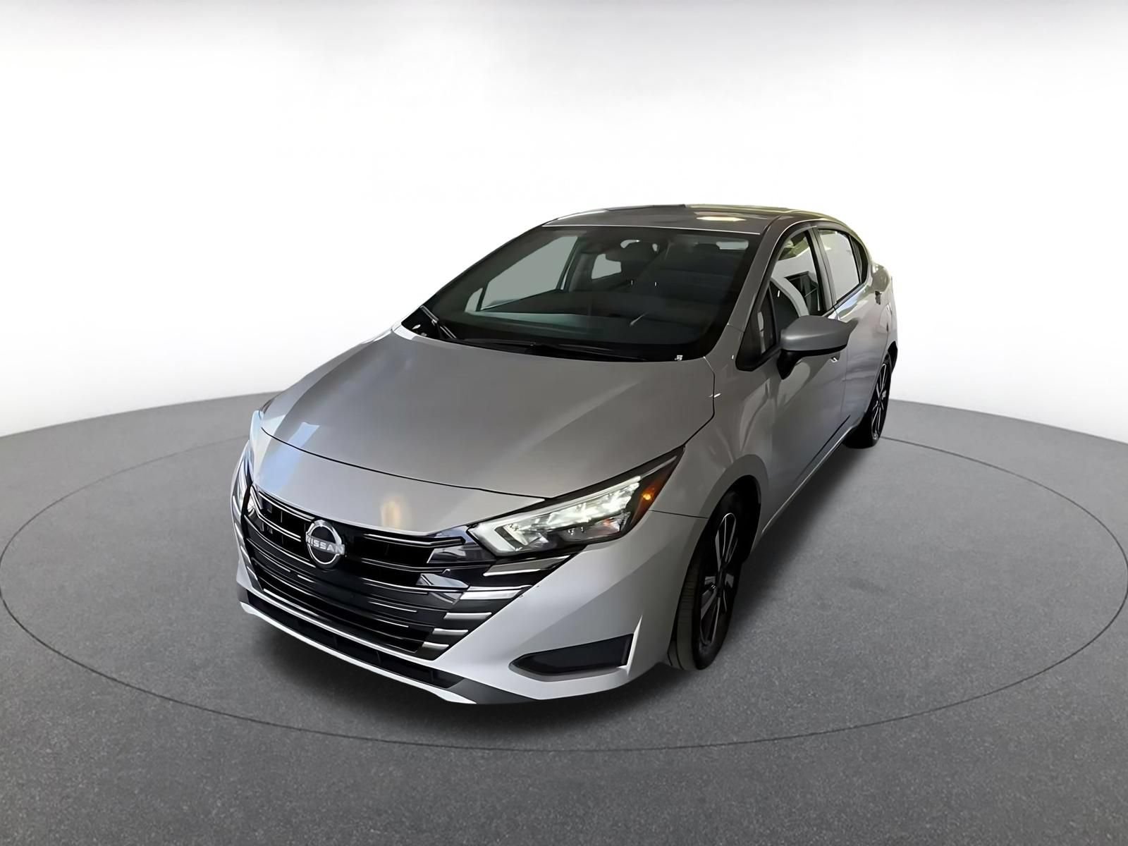 Used 2025 Nissan Versa SV FWD image 6