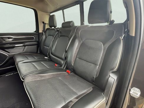 Used 2019 RAM 1500 Laramie image 17