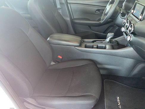 Used 2025 Nissan Sentra S image 34