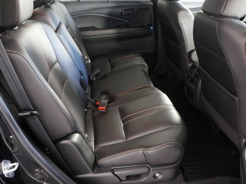 Used 2022 Honda Pilot TrailSport image 25