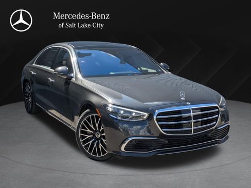 Used 2022 Mercedes-Benz S 580 4MATIC Sedan image 1