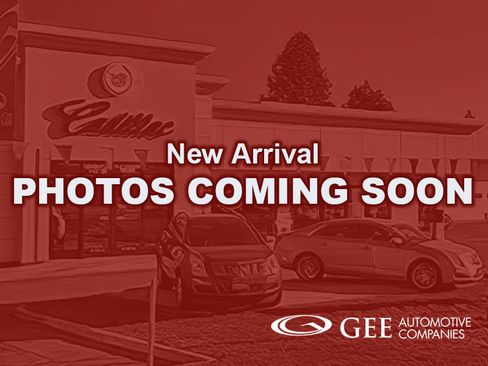 Used 2021 GMC Yukon Denali w/ Denali Premium Package image 3