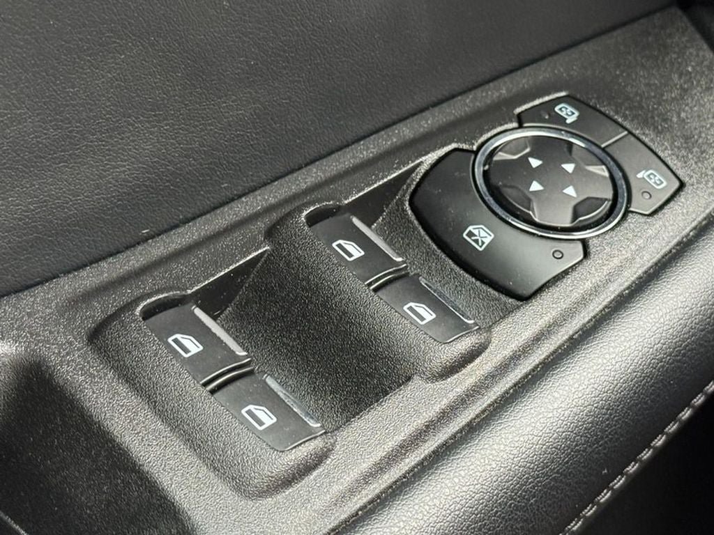 Used 2024 Ford Edge SEL w/ Convenience Package AWD/4WD image 22