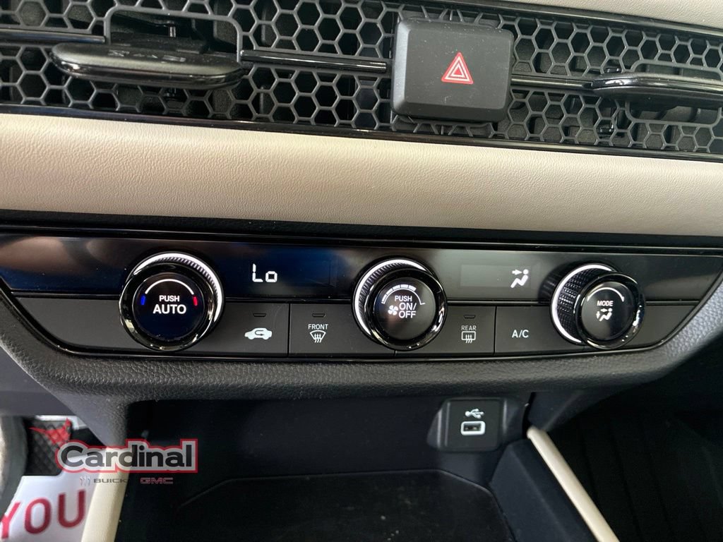 Used 2025 Honda HR-V LX image 10