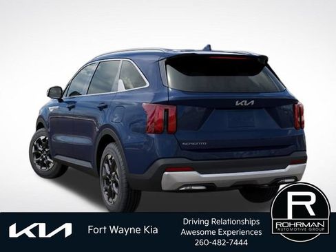 New 2026 Kia Sorento S FWD image 5