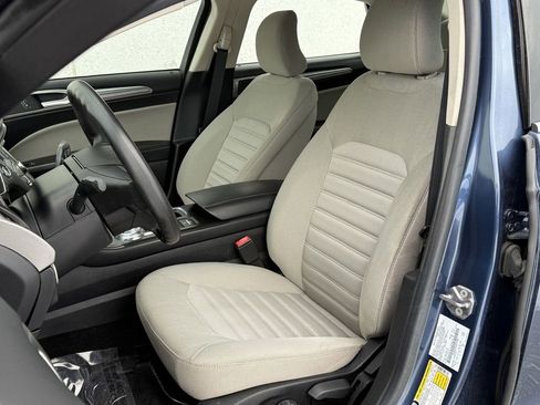 Used 2018 Ford Fusion S image 12