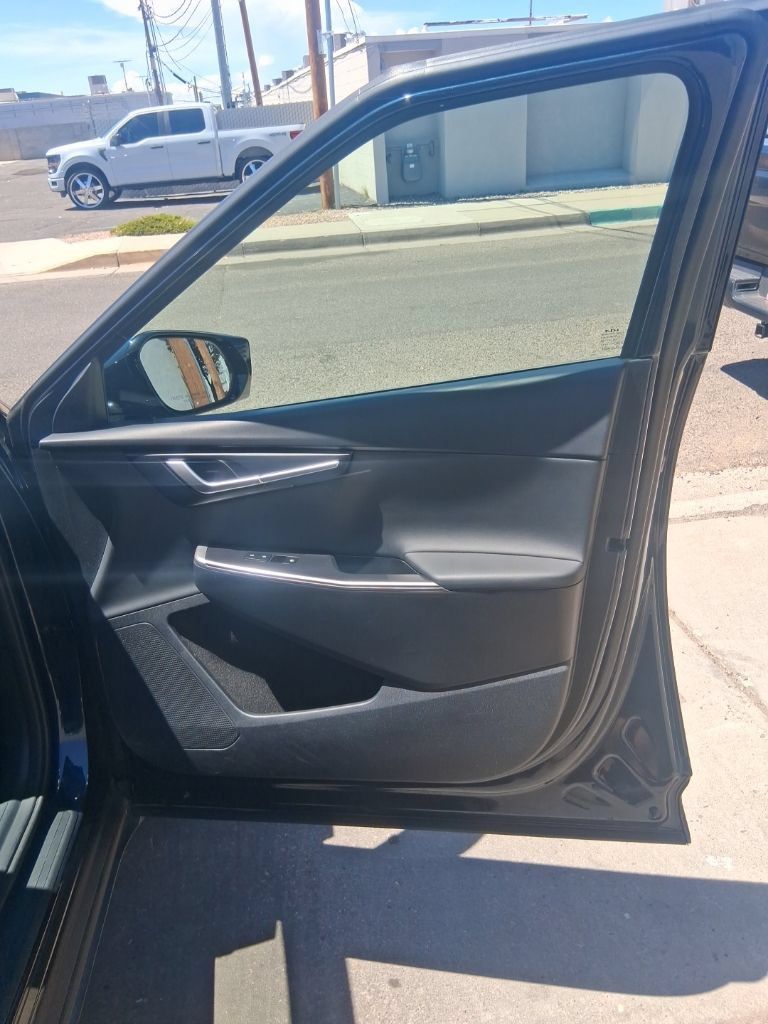 Used 2024 Kia EV6 Light RWD image 8