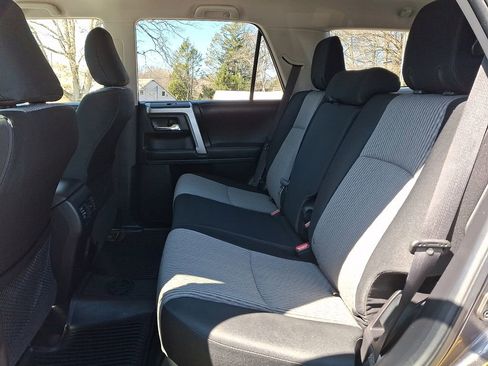 Used 2020 Toyota 4Runner SR5 image 10