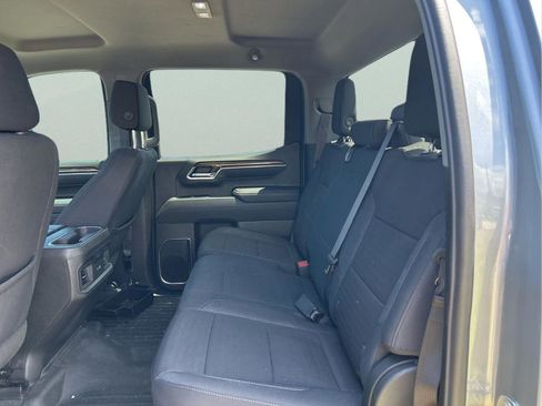 Used 2023 Chevrolet Silverado 1500 RST w/ Z71 Off-Road Package AWD/4WD image 11