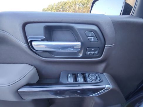 Certified 2019 Chevrolet Silverado 1500 LTZ w/ LTZ Plus Package image 27