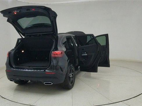 Used 2025 Mercedes-Benz GLA 250 4MATIC image 82