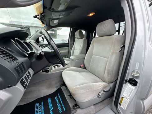 Used 2005 Toyota Tacoma 2WD Access Cab w/ SR5 Pkg #2 image 16