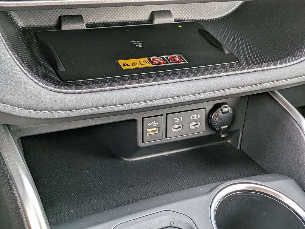 Used 2026 Toyota Highlander XLE AWD/4WD image 31