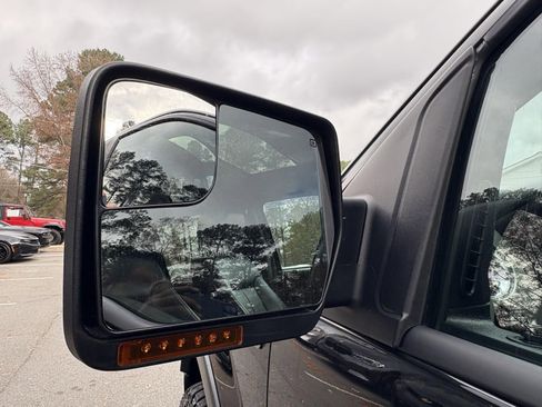 Used 2014 Ford F150 FX4 w/ Equipment Group 402A Luxury image 15