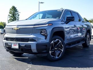 New 2026 Chevrolet Silverado EV LT video 2