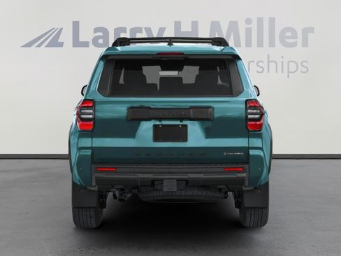 New 2026 Toyota 4Runner TRD Off-Road Premium AWD/4WD image 8